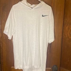 New With Tags Men’s Nike Short Sleeve Hoodie Size: L